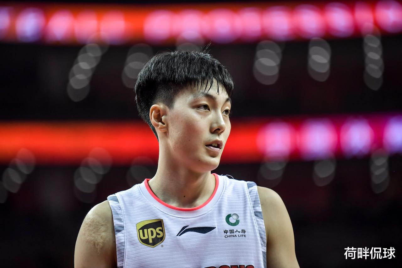 转折点！拜仁慕尼黑调整名单；CBA常规赛清晨攻防权衡；话题不断；球队文化再被提及的简单介绍