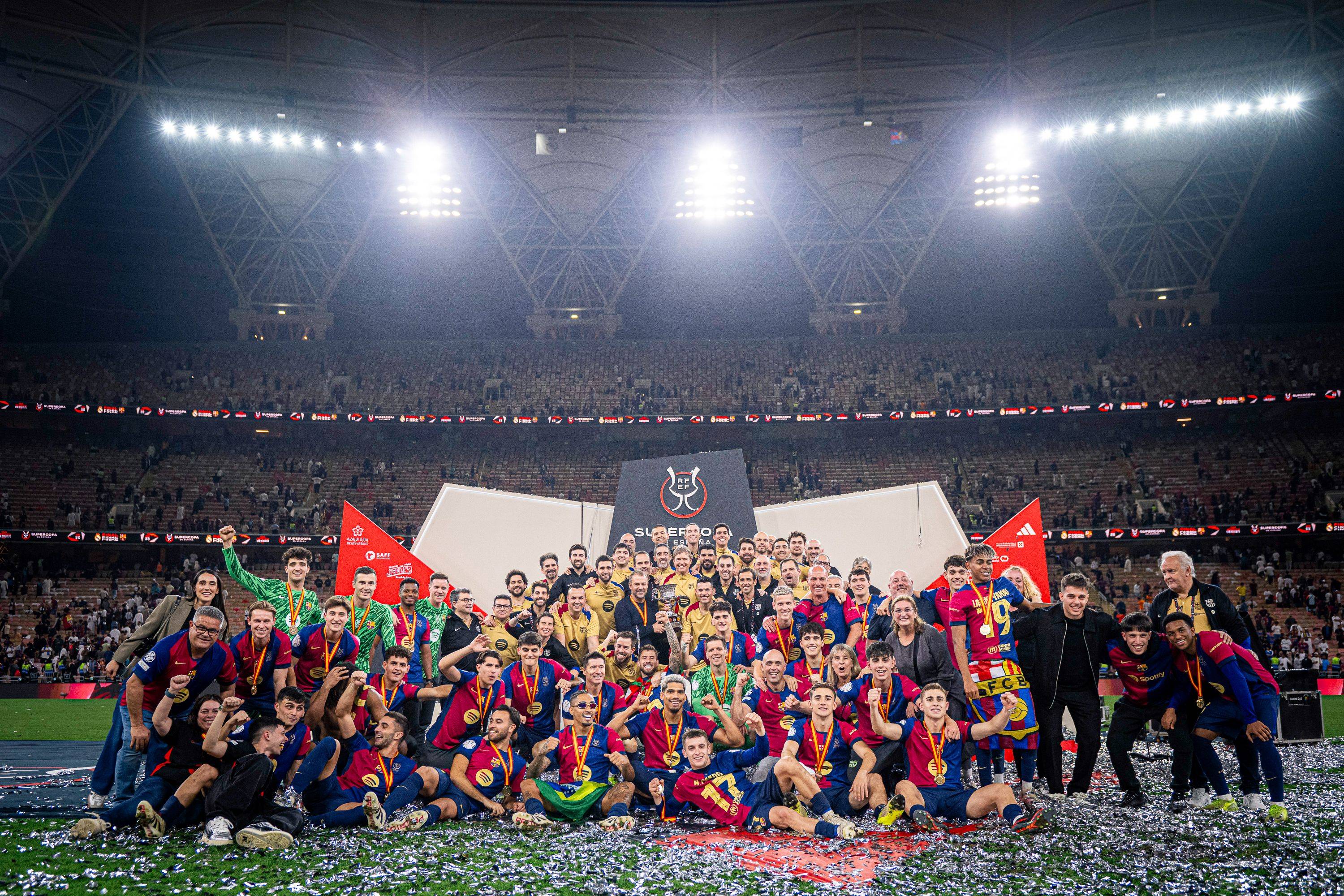 关于国际比赛日西甲焦点战，波特兰开拓者复出首秀，管理层满意，控场能力受关注的信息